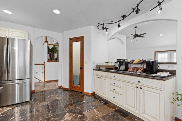 6401 MOUNTAIN MEADOW RD, Black Hawk, SD 57718