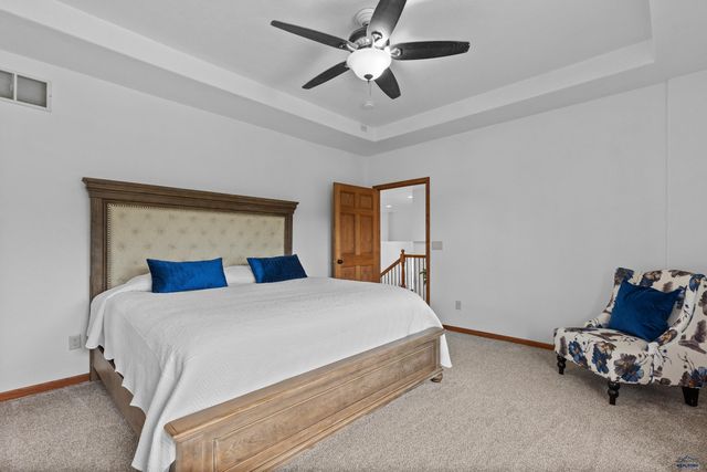 6401 MOUNTAIN MEADOW RD, Black Hawk, SD 57718