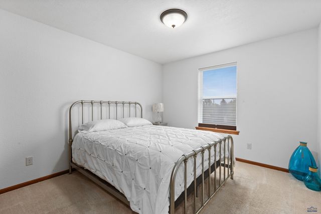 6401 MOUNTAIN MEADOW RD, Black Hawk, SD 57718
