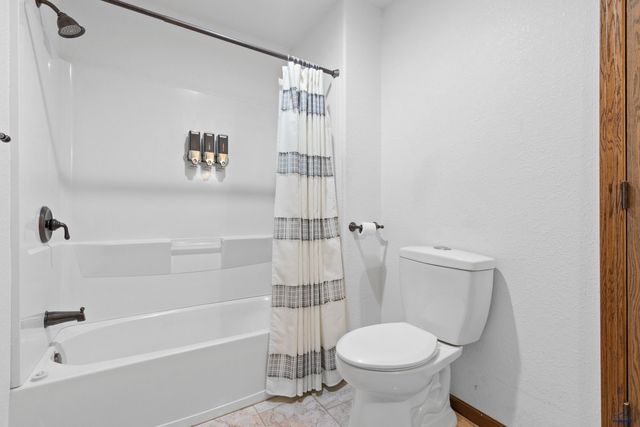 6401 MOUNTAIN MEADOW RD, Black Hawk, SD 57718