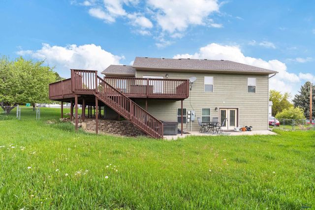 6401 MOUNTAIN MEADOW RD, Black Hawk, SD 57718
