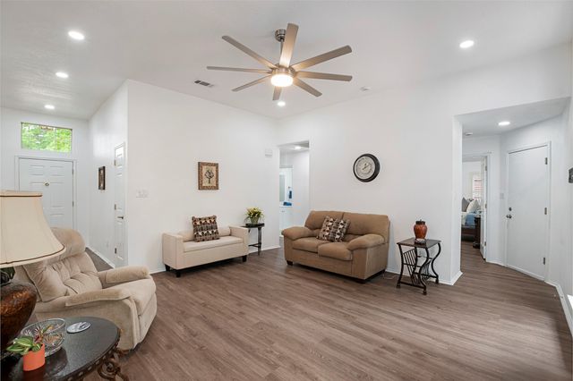 1 Victorian Circle, Allen, TX 75002