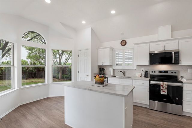 1 Victorian Circle, Allen, TX 75002