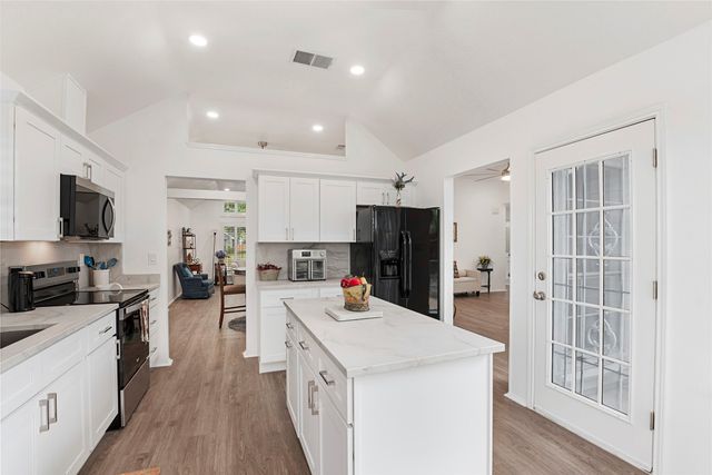 1 Victorian Circle, Allen, TX 75002