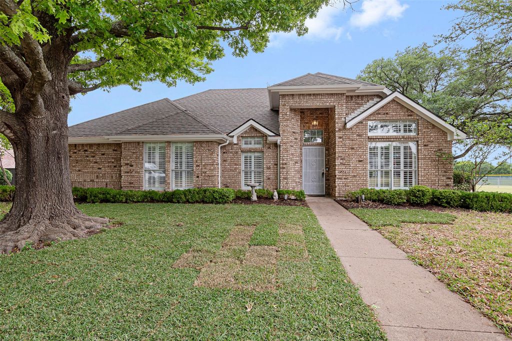 1 Victorian Circle, Allen, TX 75002