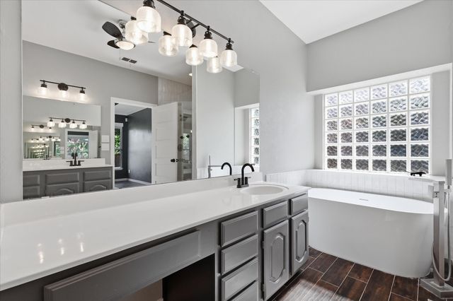 217 Patricia Lane, Highland Village, TX 75077