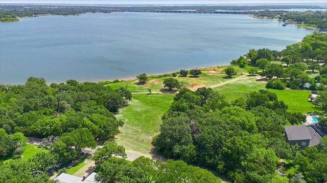 217 Patricia Lane, Highland Village, TX 75077