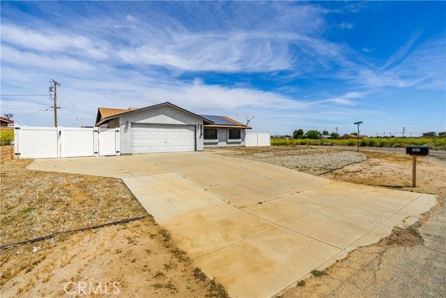 7881 Fernwood, California City, CA 93505