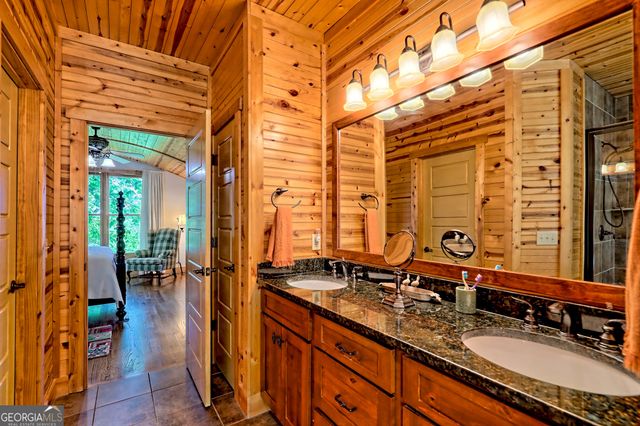 295 Tallulah View, Tallulah Falls, GA 30573