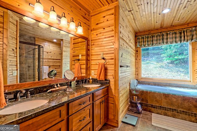 295 Tallulah View, Tallulah Falls, GA 30573