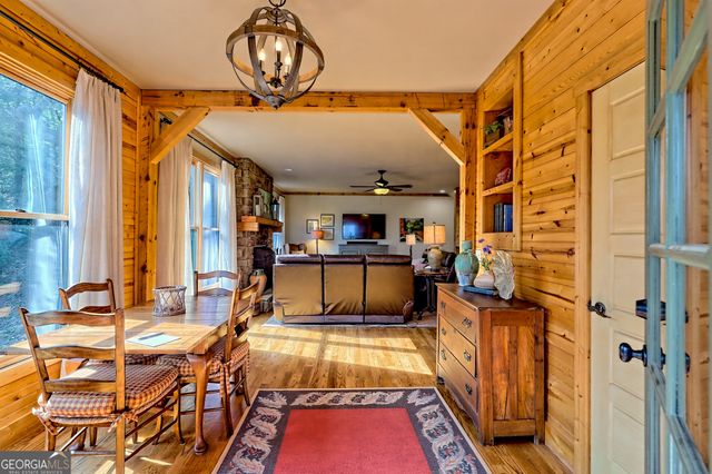 295 Tallulah View, Tallulah Falls, GA 30573