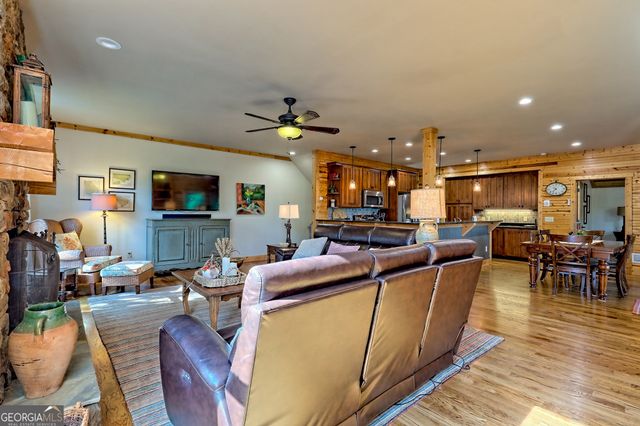 295 Tallulah View, Tallulah Falls, GA 30573