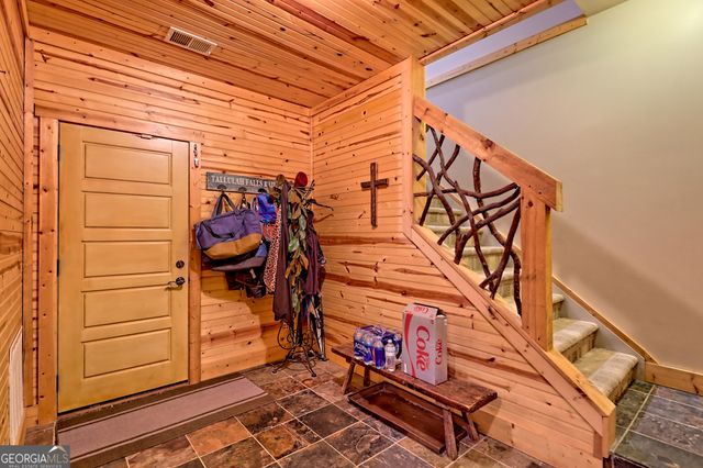 295 Tallulah View, Tallulah Falls, GA 30573