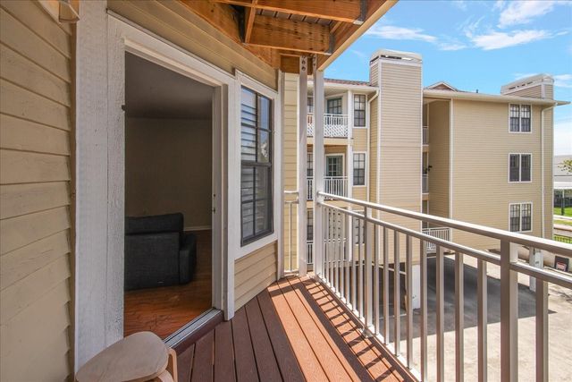 1000 W HORATIO STREET 215, Tampa, FL 33606