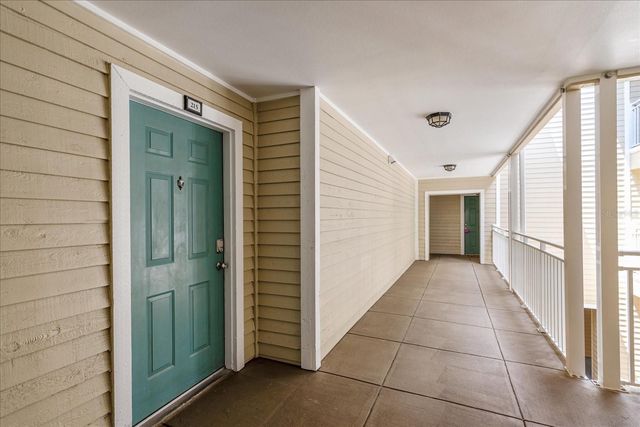 1000 W HORATIO STREET 215, Tampa, FL 33606