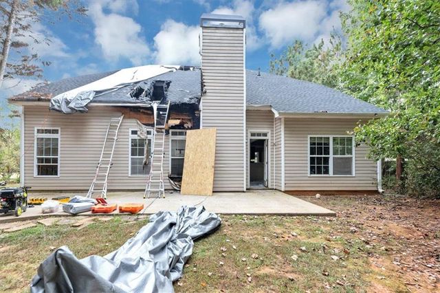 233 FAIRWOOD Drive, Dallas, GA 30157