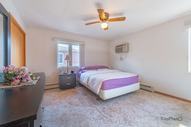 3001 N Oriole Avenue 301, Chicago, IL 60707