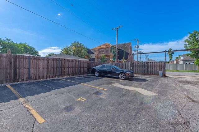 3001 N Oriole Avenue 301, Chicago, IL 60707