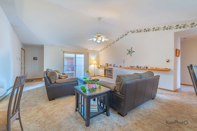 3001 N Oriole Avenue 301, Chicago, IL 60707