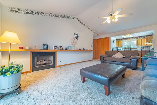 3001 N Oriole Avenue 301, Chicago, IL 60707