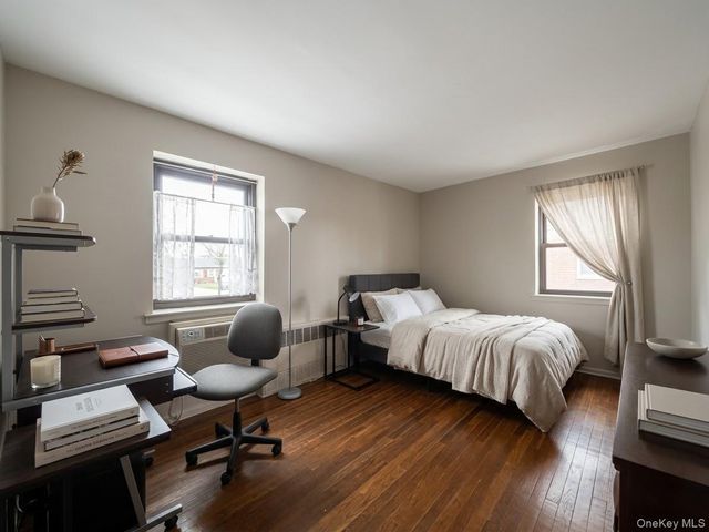 9430 60th Avenue 5D, Elmhurst, NY 11373