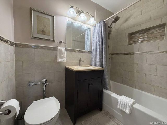 9430 60th Avenue 5D, Elmhurst, NY 11373