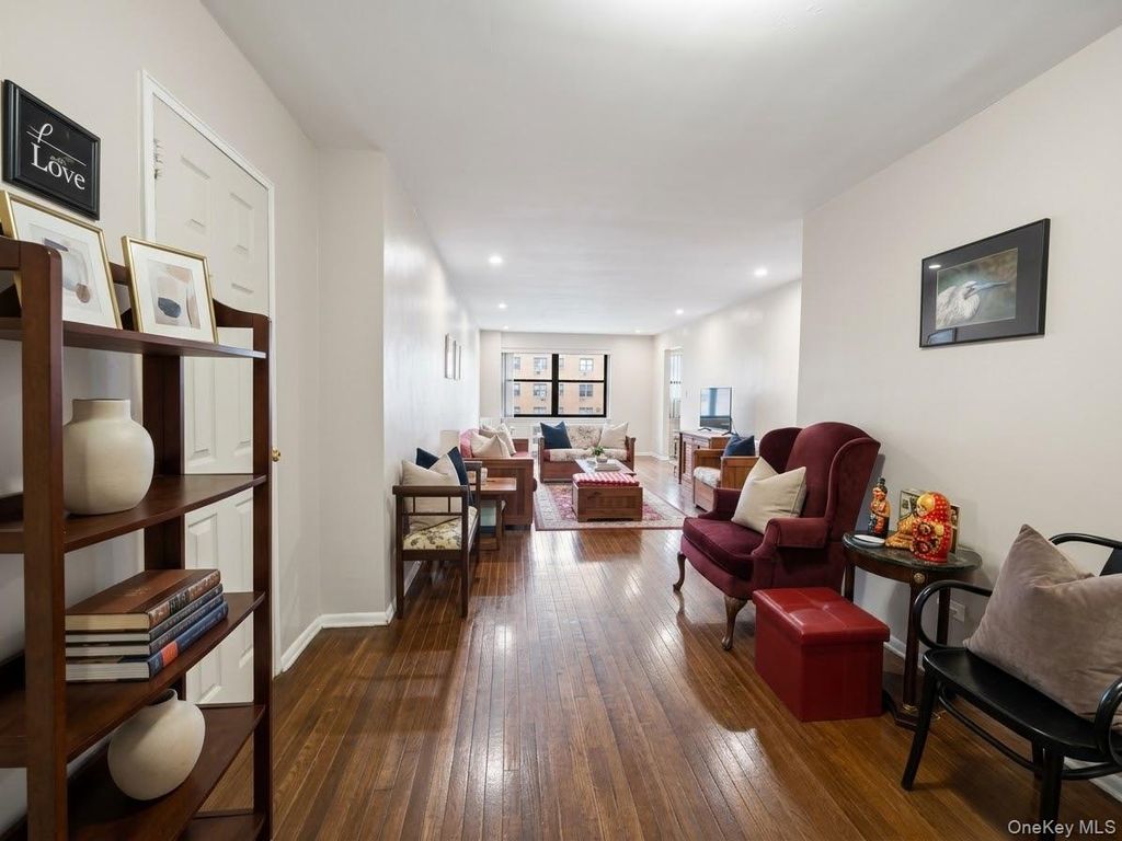 9430 60th Avenue 5D, Elmhurst, NY 11373 — exterior