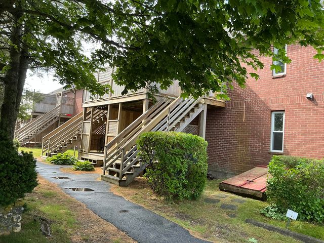 775 W Main Street APT 1, Hyannis, MA 02601