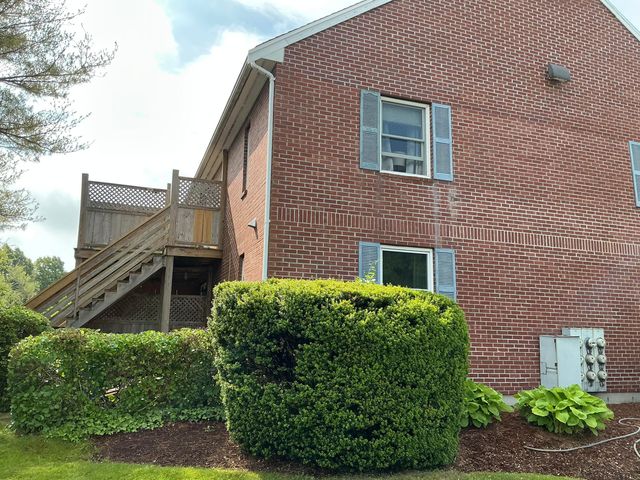 775 W Main Street APT 1, Hyannis, MA 02601
