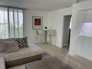 800 N Miami Ave E-509, Miami, FL 33136