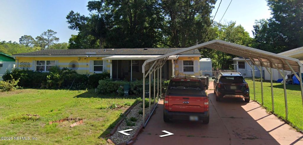 2427 LOOKING GLASS Lane, Jacksonville, FL 32210
