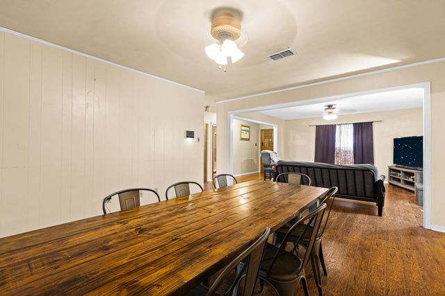 106 E Gladiola, White Oak, TX 75693