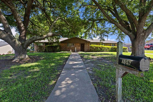 106 E Gladiola, White Oak, TX 75693