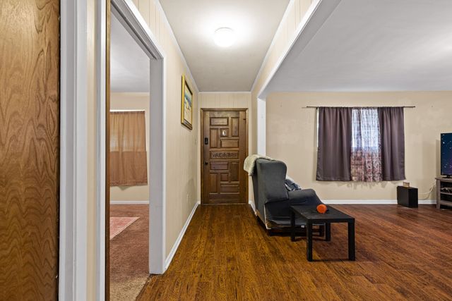 106 E Gladiola, White Oak, TX 75693