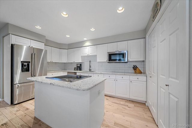 9497 Southern Hills Circle B, Lone Tree, CO 80124