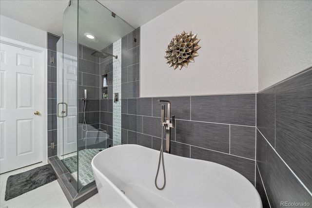 9497 Southern Hills Circle B, Lone Tree, CO 80124