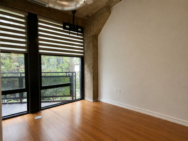 1070 W 15th Street 204, Chicago, IL 60608