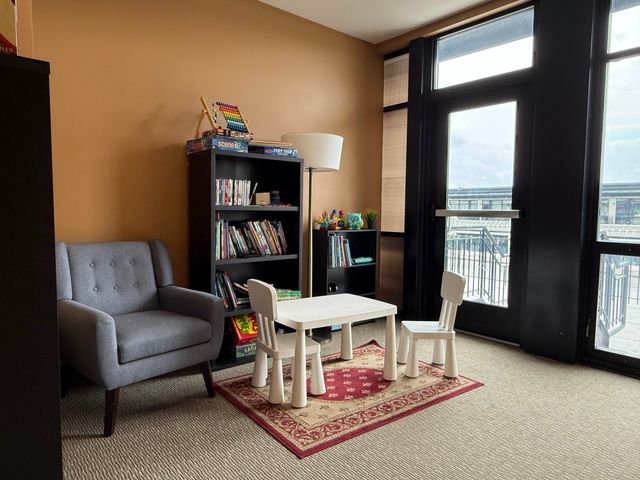 1070 W 15th Street 204, Chicago, IL 60608