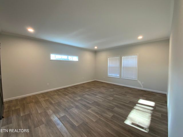 436 Pilot Mountain Rd, Lancing, TN 37770