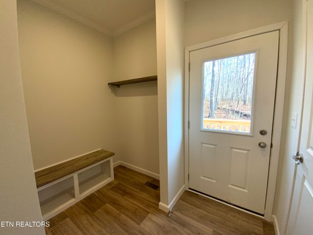 436 Pilot Mountain Rd, Lancing, TN 37770