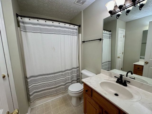 3467 New Hope Rd, Hendersonville, TN 37075