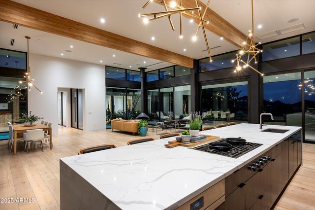 10101 E HAPPY VALLEY Road, Scottsdale, AZ 85255