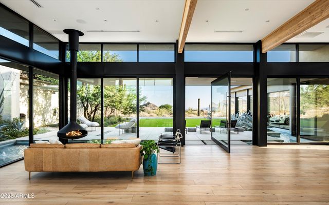 10101 E HAPPY VALLEY Road, Scottsdale, AZ 85255