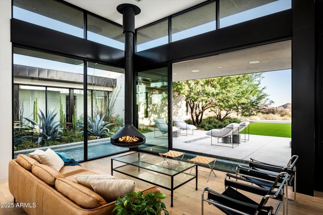 10101 E HAPPY VALLEY Road, Scottsdale, AZ 85255