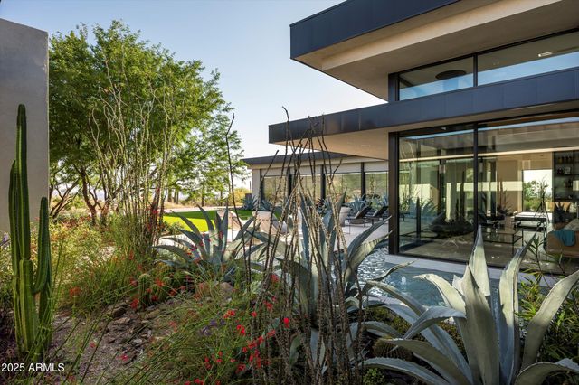 10101 E HAPPY VALLEY Road, Scottsdale, AZ 85255