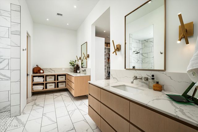 10101 E HAPPY VALLEY Road, Scottsdale, AZ 85255