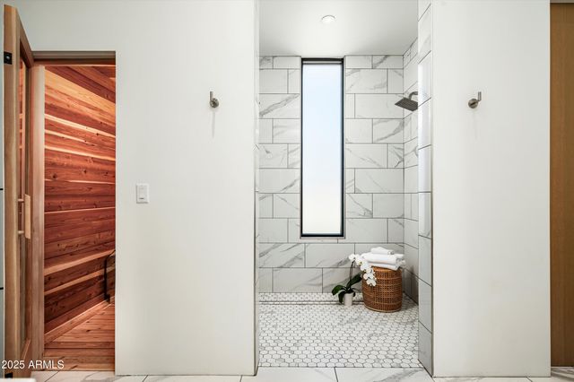 10101 E HAPPY VALLEY Road, Scottsdale, AZ 85255