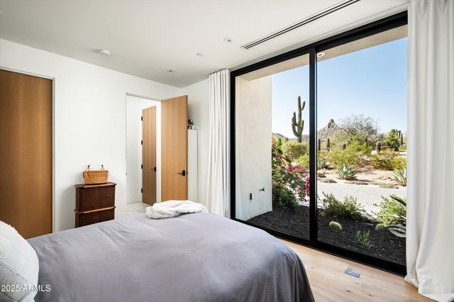 10101 E HAPPY VALLEY Road, Scottsdale, AZ 85255