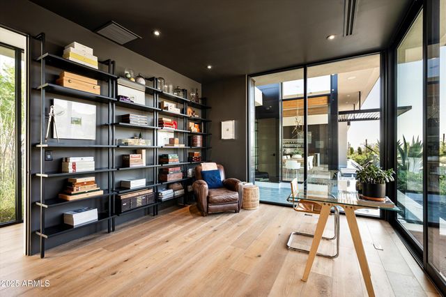 10101 E HAPPY VALLEY Road, Scottsdale, AZ 85255