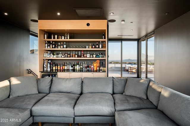 10101 E HAPPY VALLEY Road, Scottsdale, AZ 85255